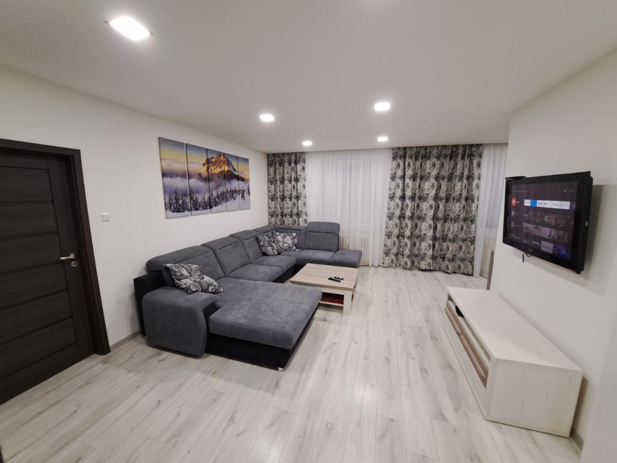 Maria Apartment Poprad Bagian luar foto